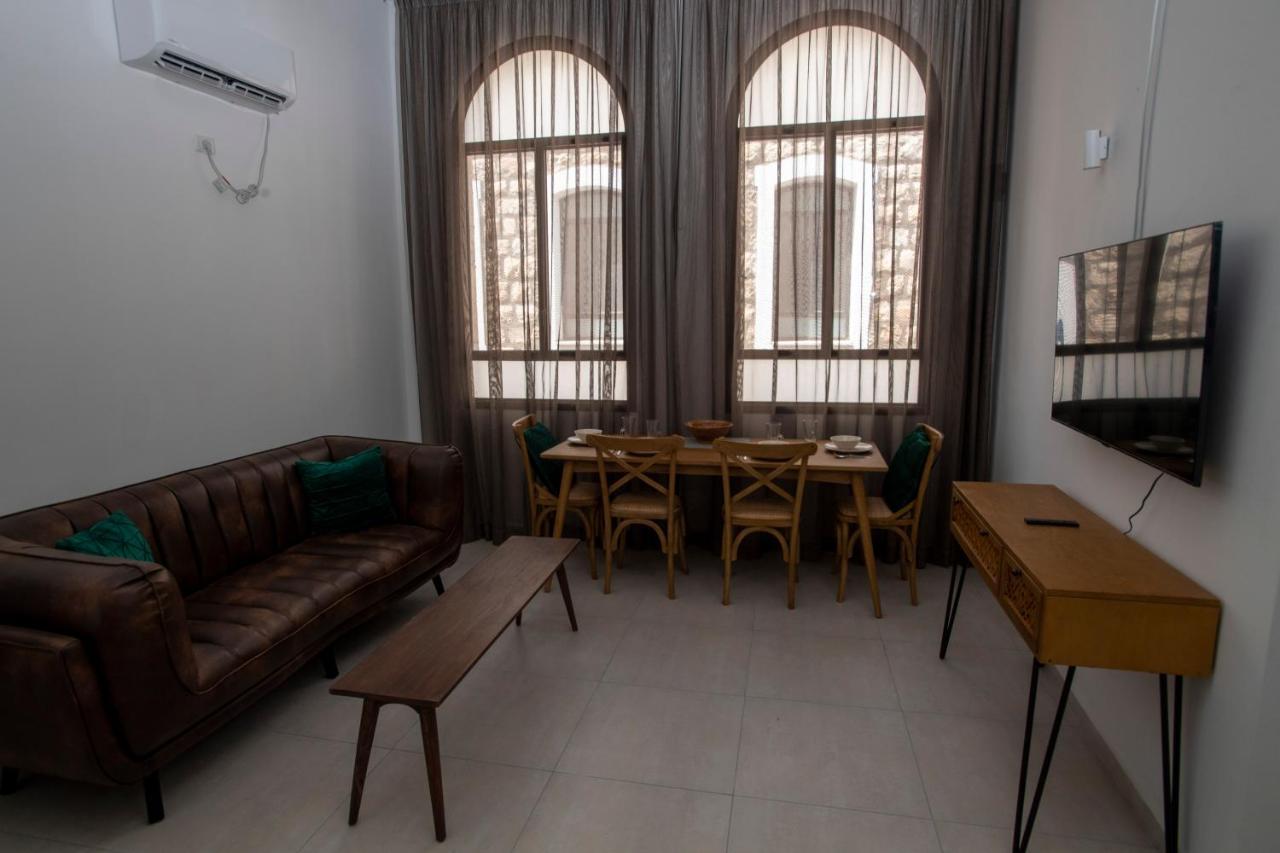 Vintage Aparthotel Haifa Buitenkant foto