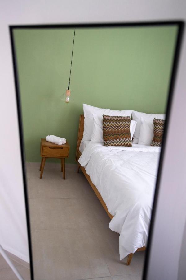 Vintage Aparthotel Haifa Buitenkant foto